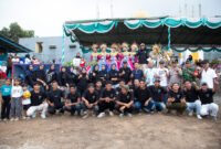 Foto: Bersama panitia pelaksana kegiatan turnamen gawang sedang pemuda Cup I Kelurahan Sasa dan Wakil Walikota Ternate, Bay: Fotografer Remaja Merdeka Foto